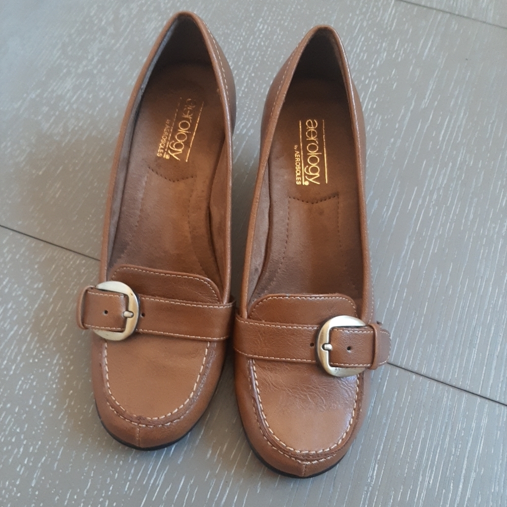 Aerology By AEROSOLES Women's Brown Buckle Loafers